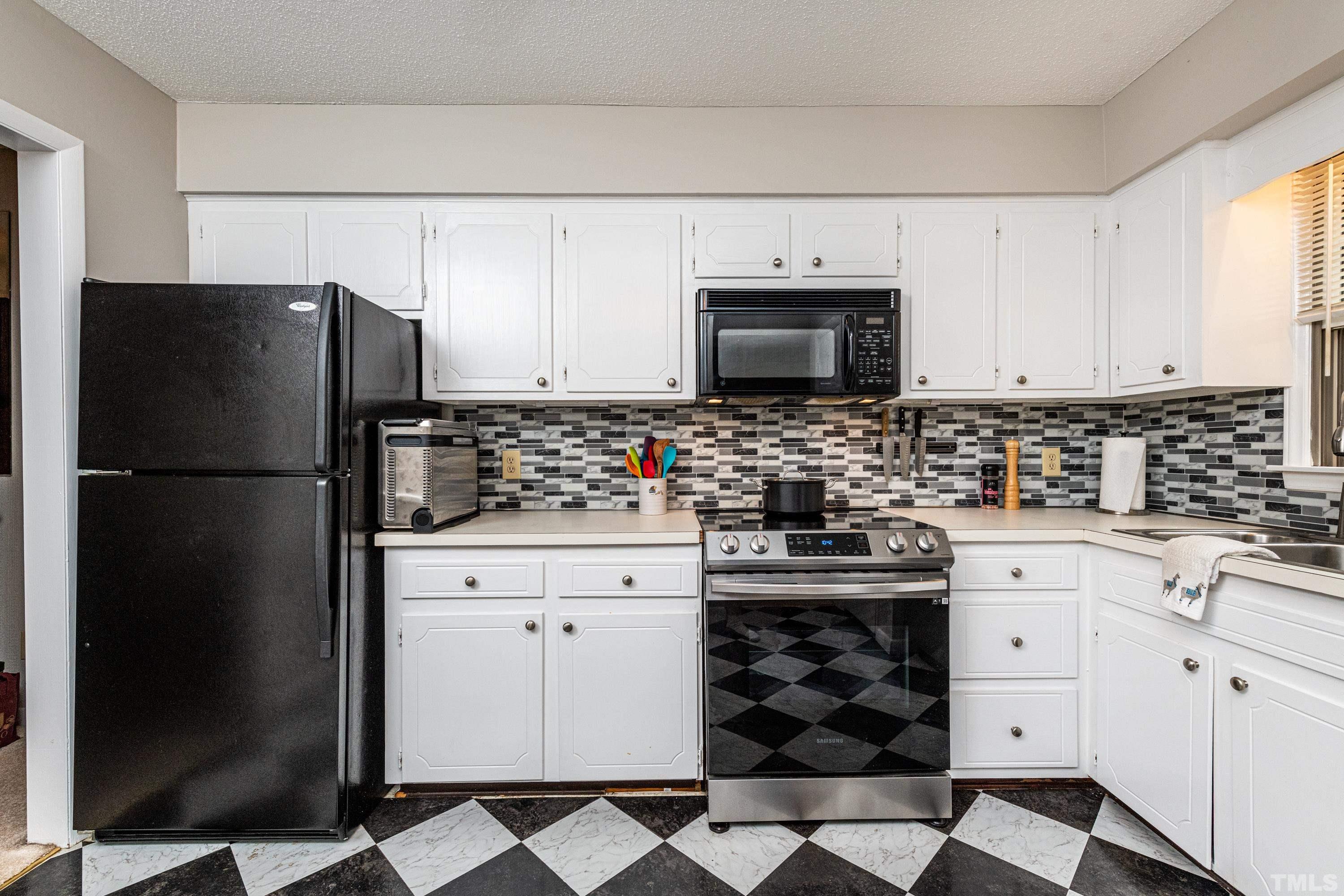 3932 Wendy Lane, Unit 9C2 Raleigh, NC 27606 - Photo 10 of 35 Gallery Image 10