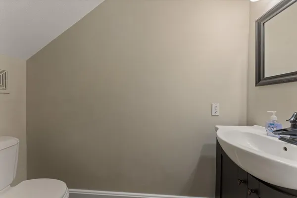 $698,000 | 7692 North Emery Road, Rolling Prairie, IN 46371