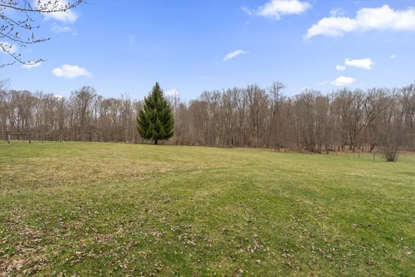 $698,000 | 7692 North Emery Road, Rolling Prairie, IN 46371