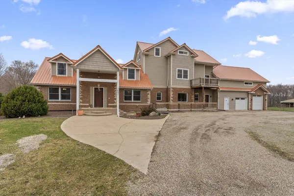$698,000 | 7692 North Emery Road, Rolling Prairie, IN 46371