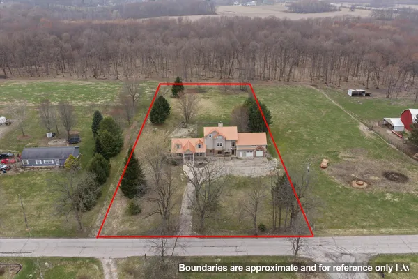 $698,000 | 7692 North Emery Road, Rolling Prairie, IN 46371