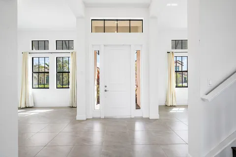 $1,475,000 | 12035 North Baypoint Circle, Parkland, FL 33076