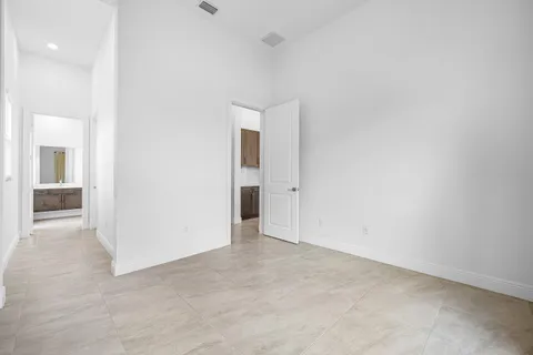 $1,475,000 | 12035 North Baypoint Circle, Parkland, FL 33076