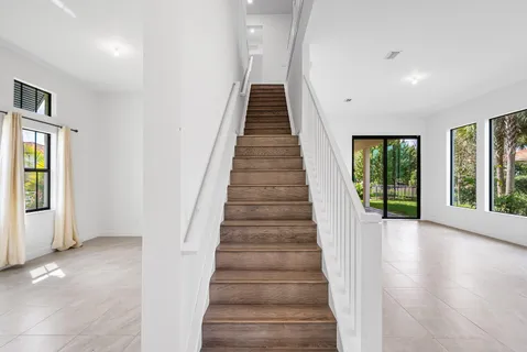 $1,475,000 | 12035 North Baypoint Circle, Parkland, FL 33076