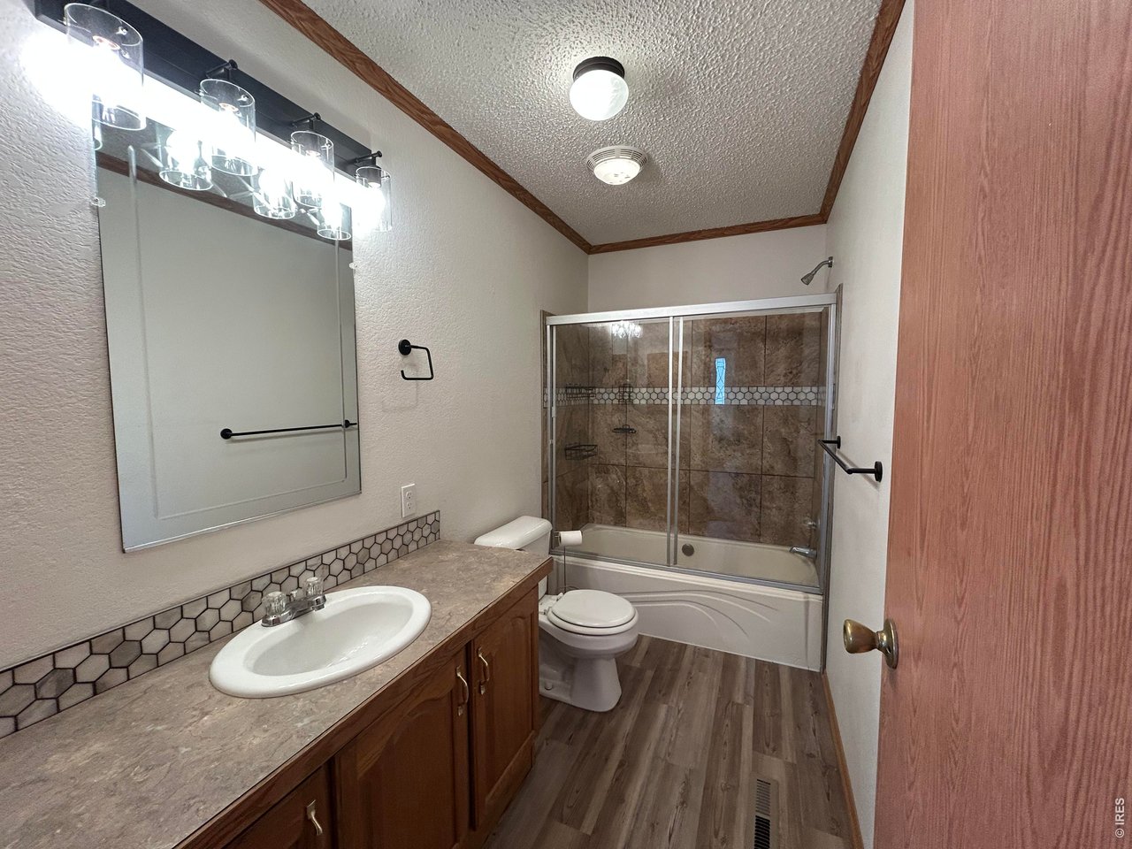 220 Spruce Street Fort Morgan, CO 80701 - Photo 9 of 26