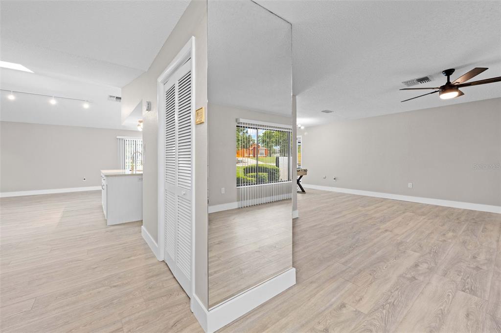 13445 Banner Road Spring Hill, FL 34609 - Photo 8 of 55