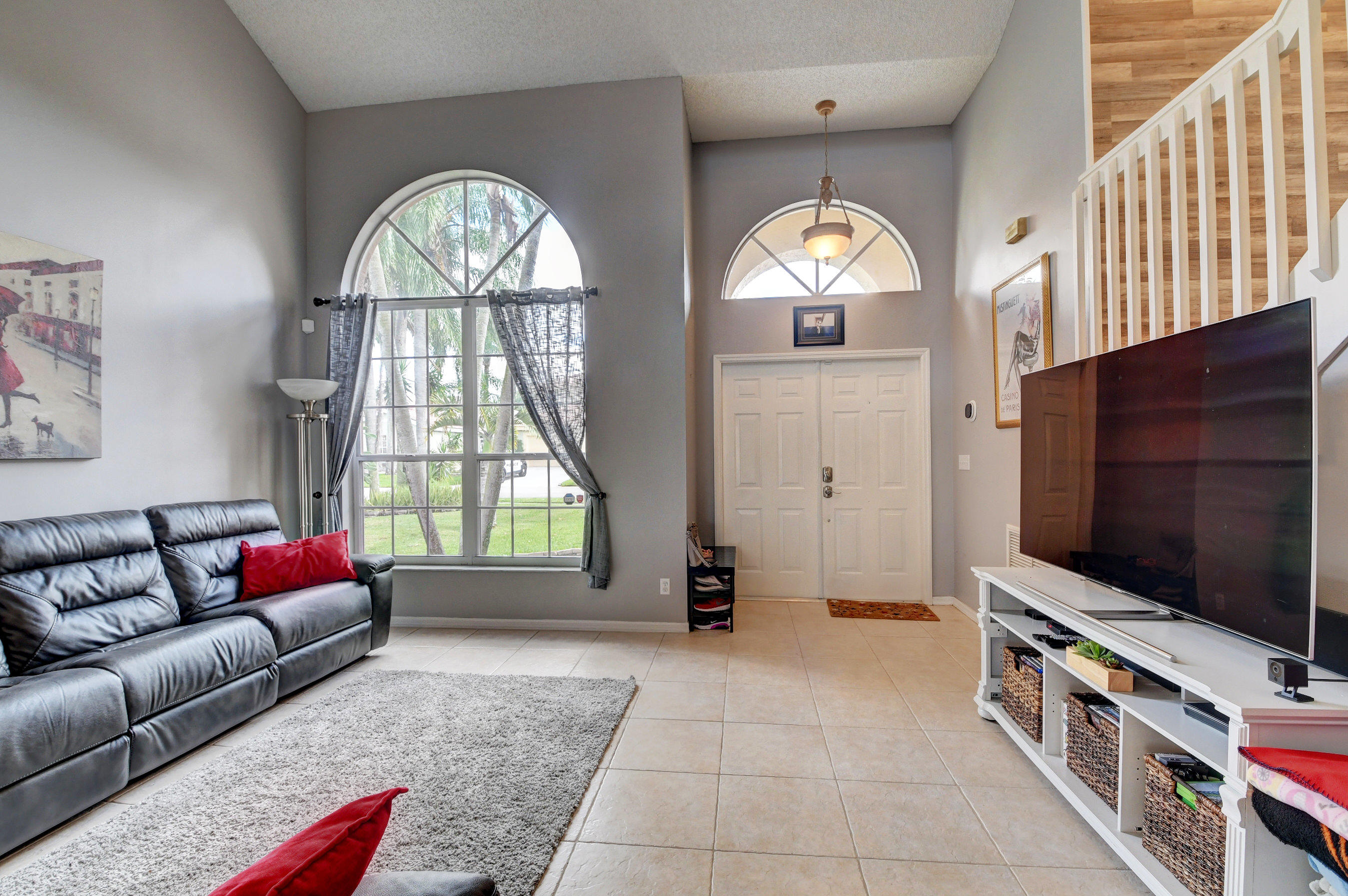 7338 Michigan Isle Road Lake Worth, FL 33467 - Photo 12 of 35 Formal Living Room