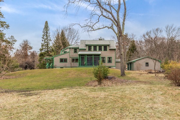 28 Alpine Road Wayland, MA 01778 - Photo 4 of 30