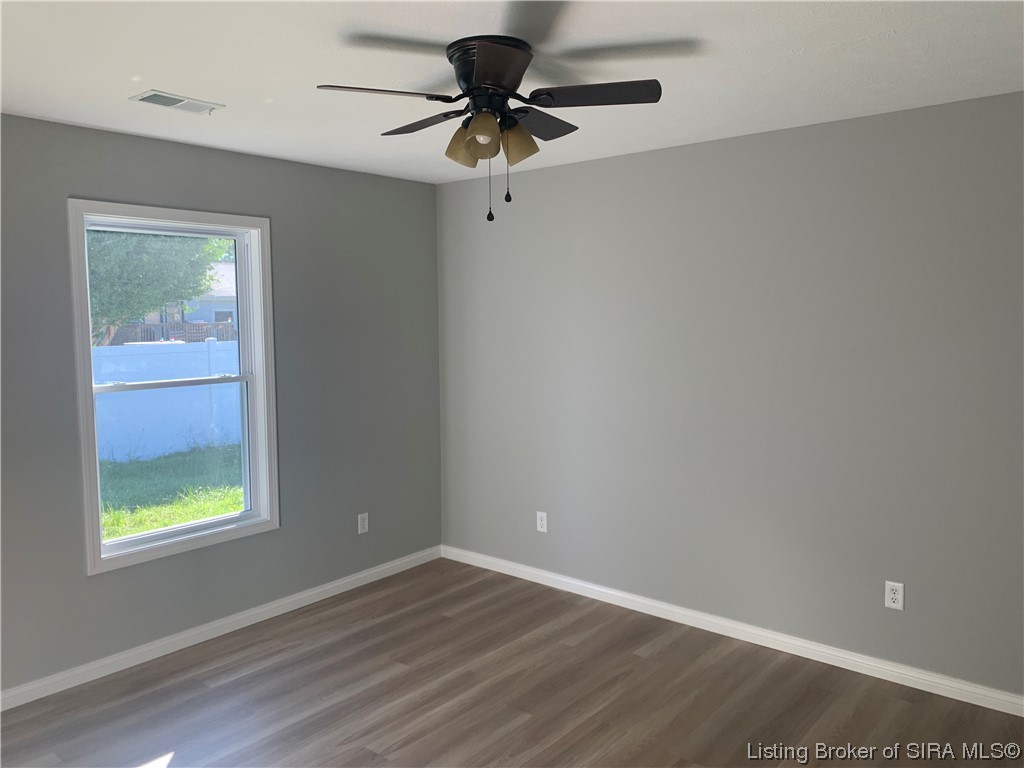 104 Oak Street Vevay, IN 47043 - Photo 5 of 15