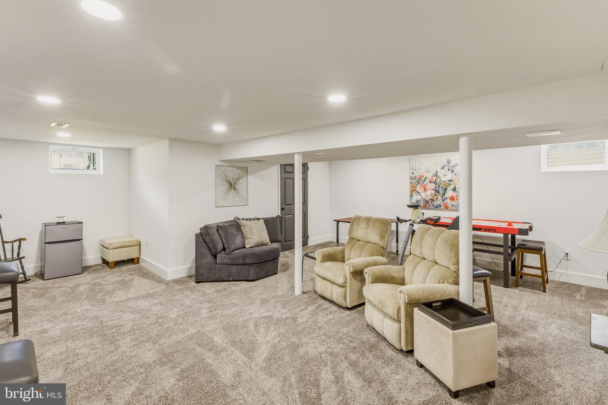 33 Gray Birch Road Turnersville, NJ 08012 - Photo 19 of 36 Plush Carpeting