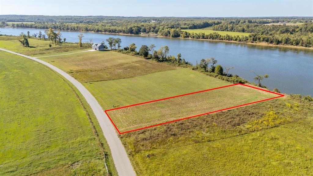 Lot 74 Cravens Road Savannah, TN 38372 - Photo 37 of 39 a view of an ocean from a balcony