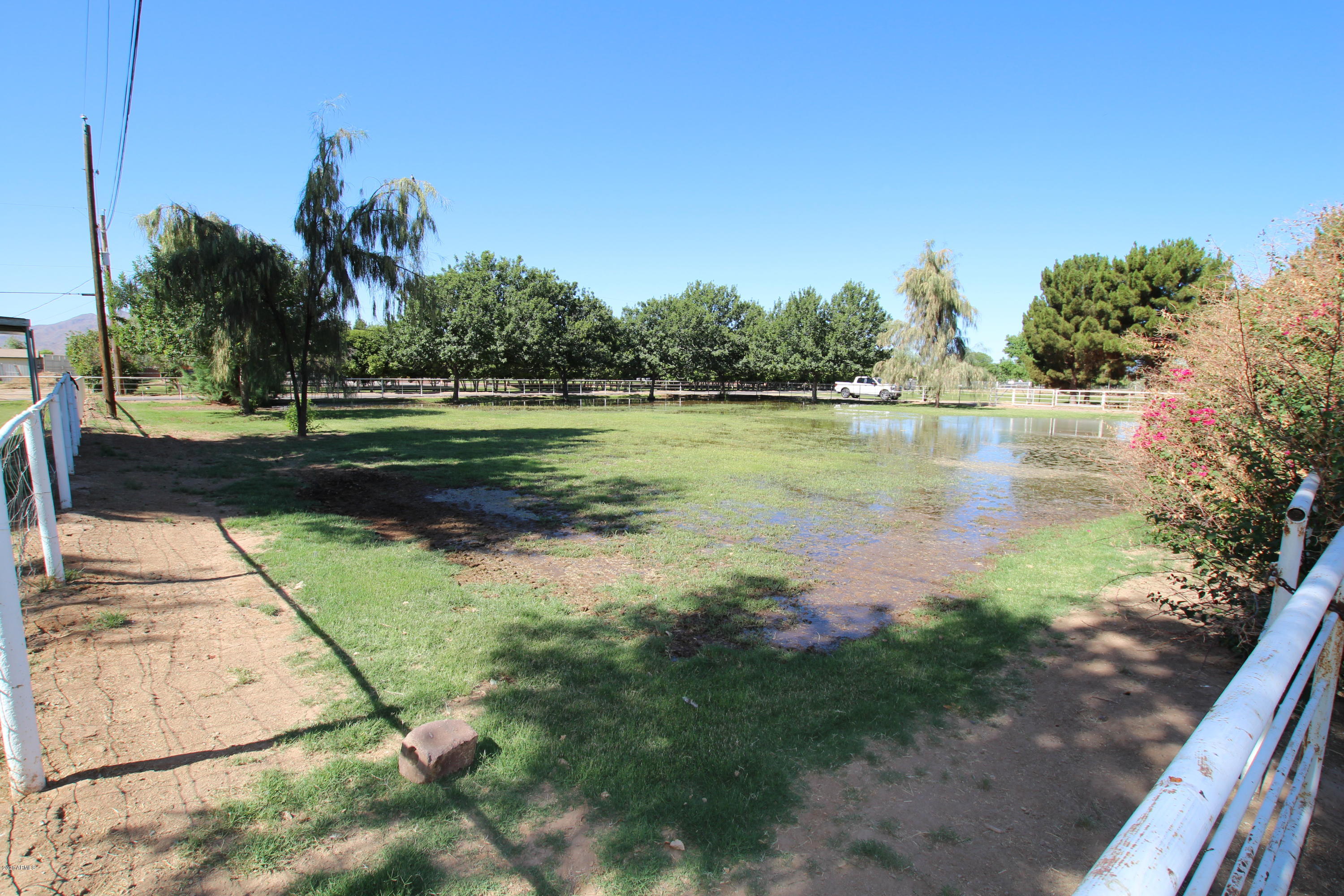 17534 East Brooks Farm Road Gilbert, AZ 85298 - Photo 11 of 13 88006388-6AB9-40F3-B182-15CC31F37ECE