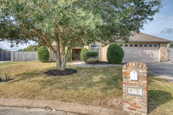 $359,000 | 675 Winchester Drive, Bridge City, TX 77611