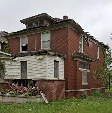$19,950 | 747 Van Buren Street, Gary, IN 46402
