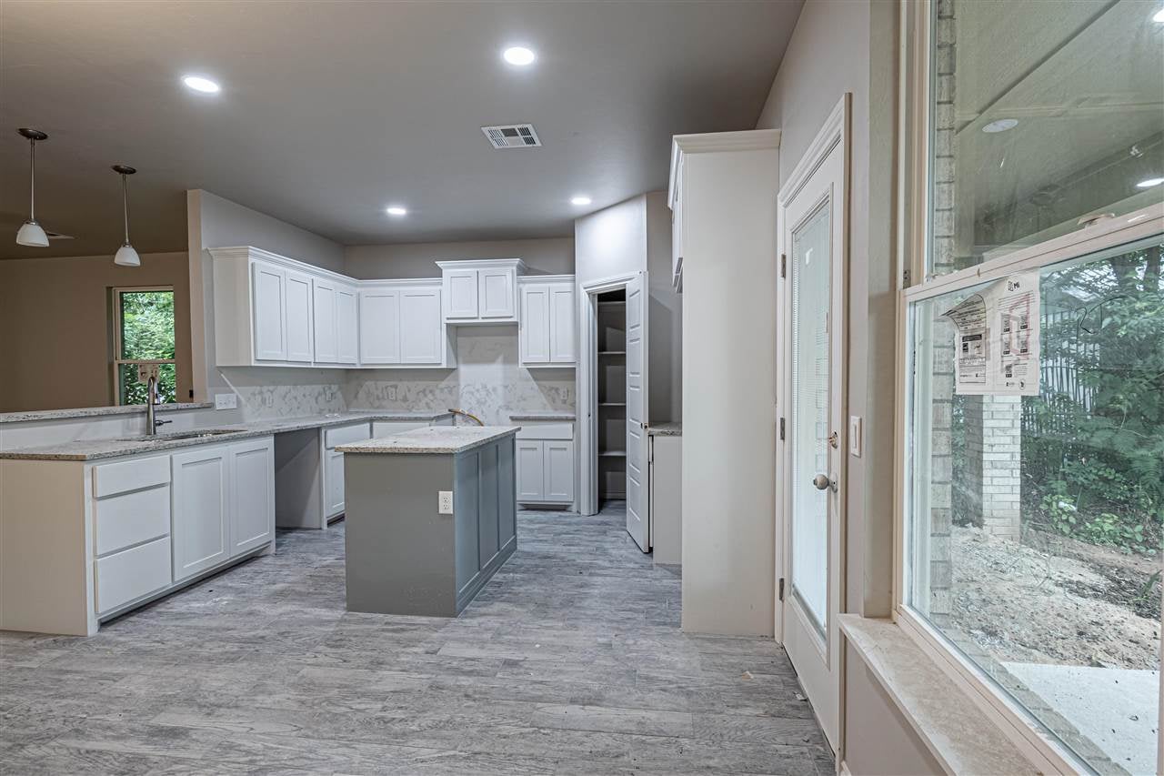 411 Grove Street Perry, OK 73077 - Photo 8 of 22 Gallery Image 8