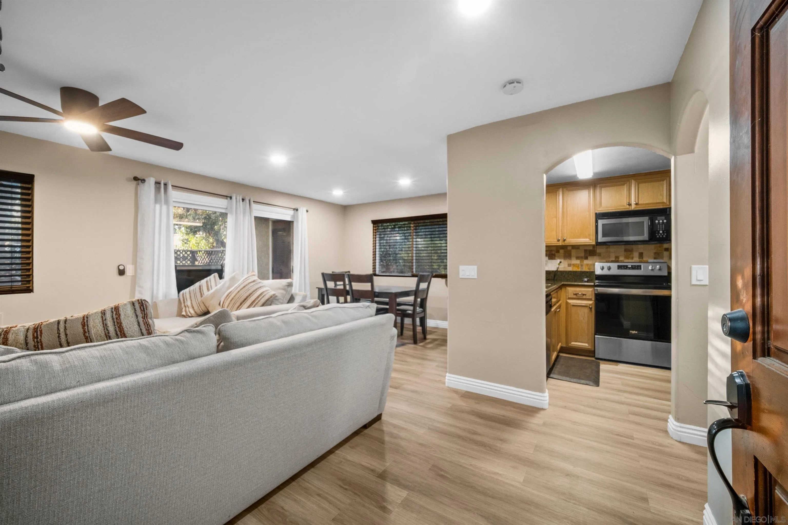 1145 Helix Street, Unit 3 Spring Valley, CA 91977 - Photo 15 of 29 Gallery Image 15