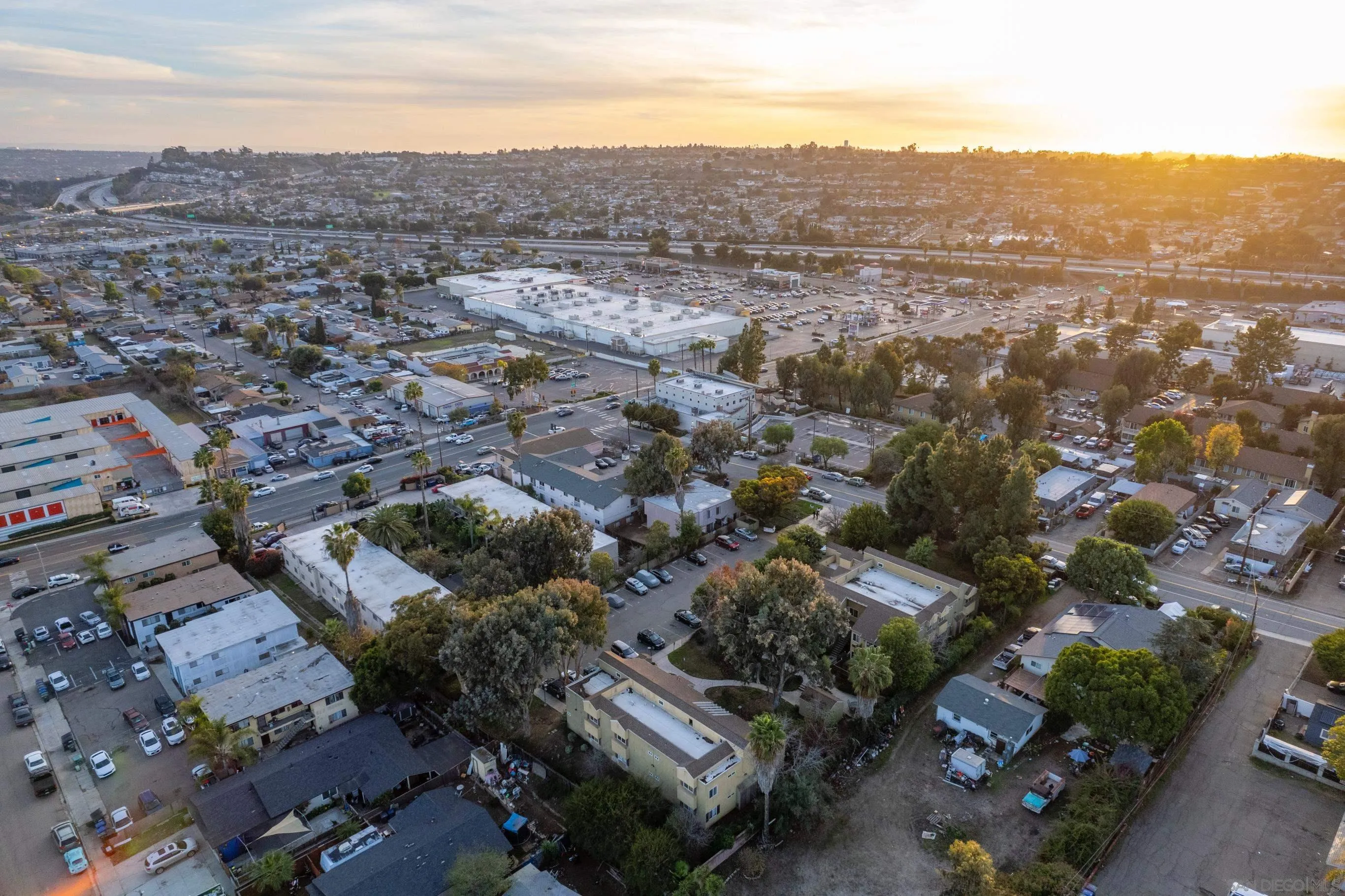 1145 Helix Street, Unit 3 Spring Valley, CA 91977 - Photo 18 of 29 Gallery Image 18
