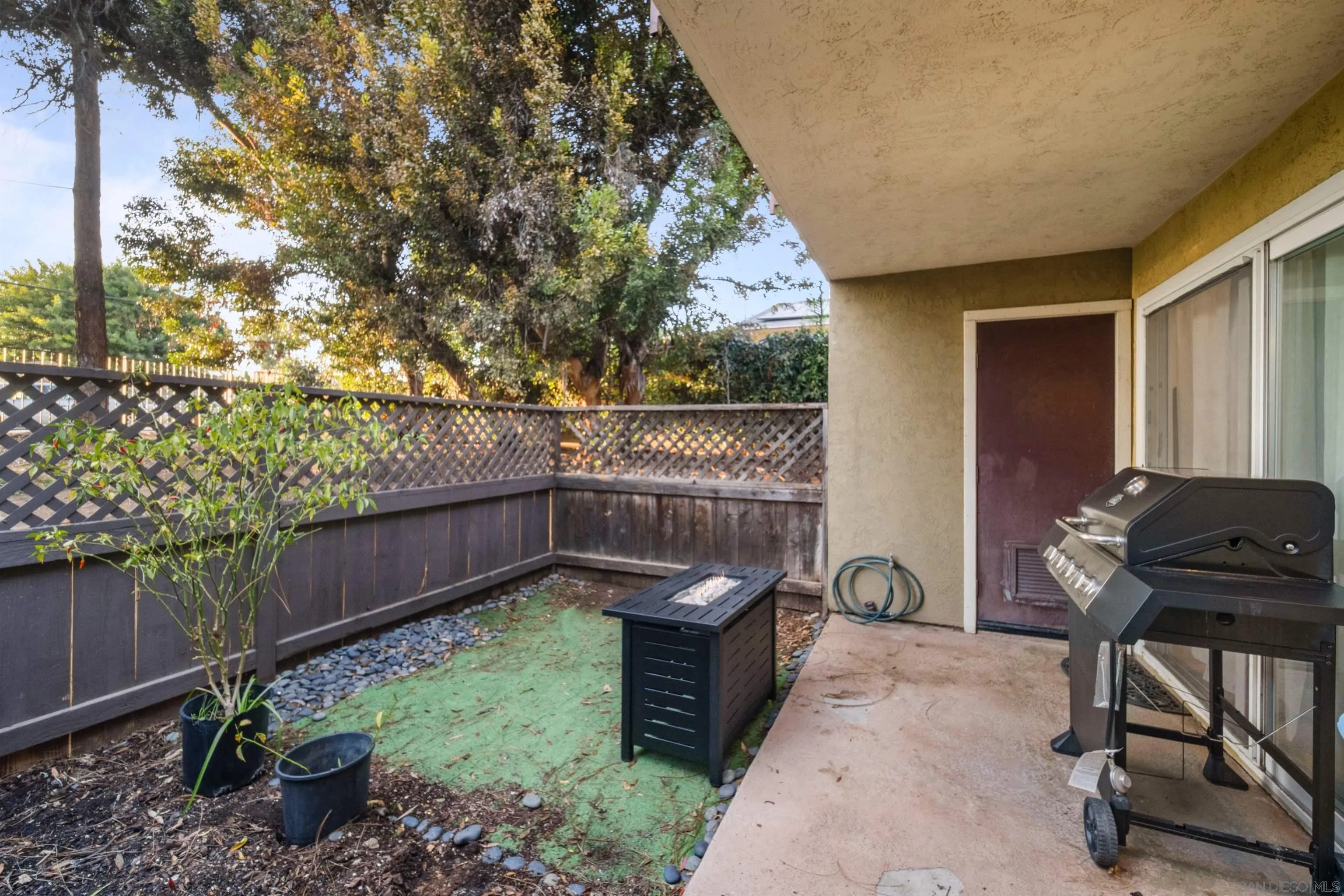 1145 Helix Street, Unit 3 Spring Valley, CA 91977 - Photo 25 of 29 Gallery Image 25