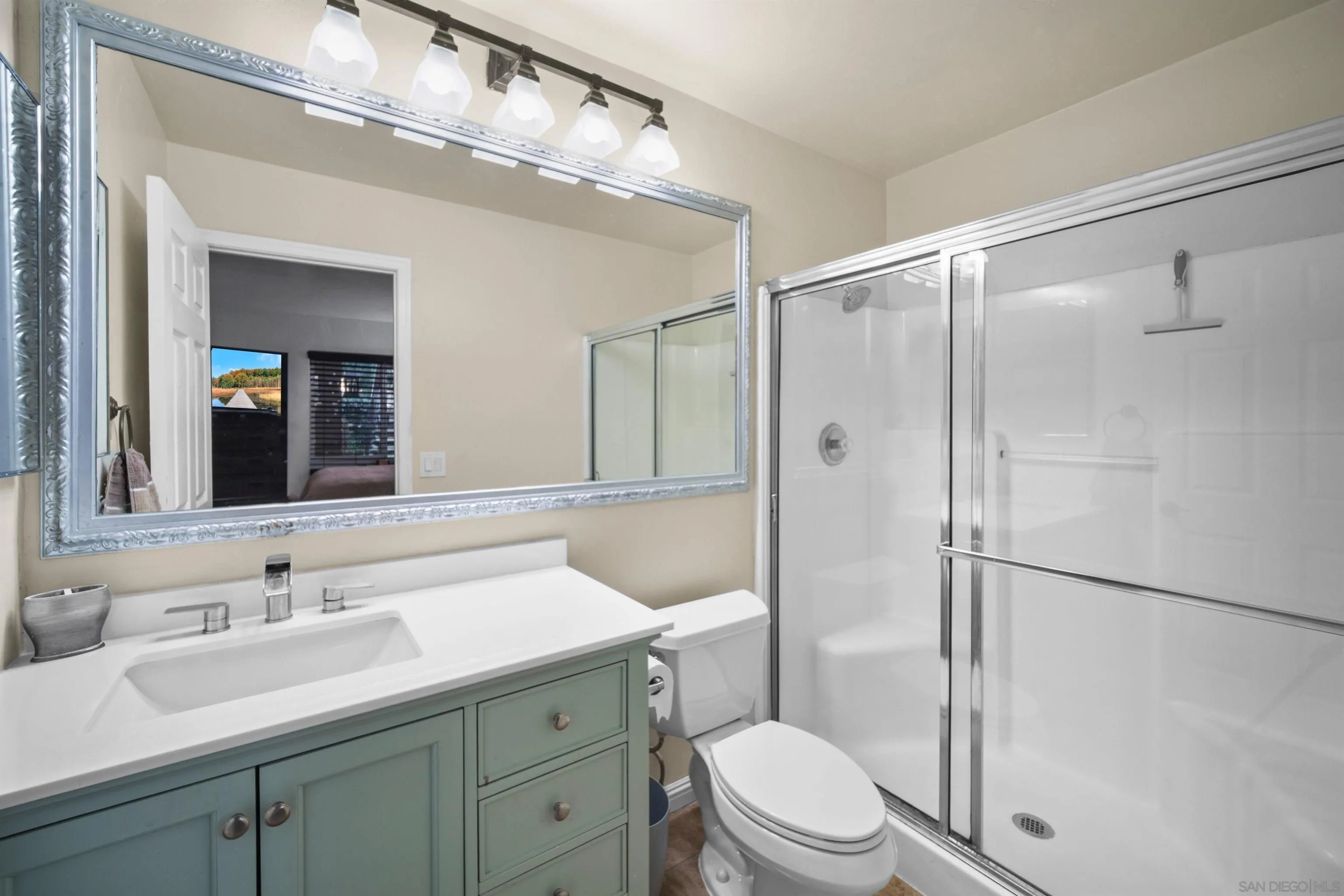 1145 Helix Street, Unit 3 Spring Valley, CA 91977 - Photo 6 of 29 Gallery Image 6