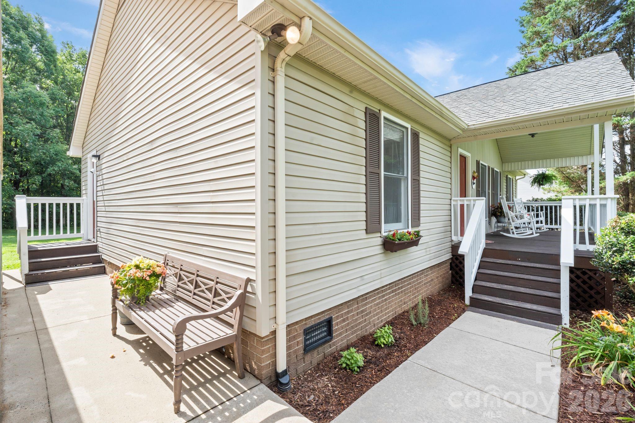 6168 King Wilkinson Road Denver, NC 28037 - Photo 21 of 32