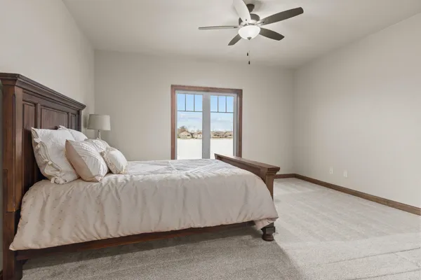 $729,900 | 1373 Prairie Lake Circle, Neenah, WI 54956