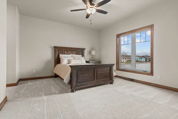 $729,900 | 1373 Prairie Lake Circle, Neenah, WI 54956