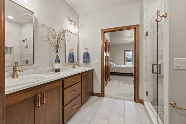 $729,900 | 1373 Prairie Lake Circle, Neenah, WI 54956