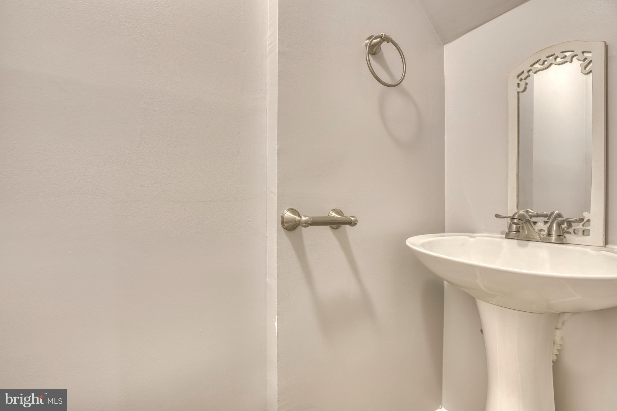 2774 Moorgate Road Baltimore, MD 21222 - Photo 28 of 30