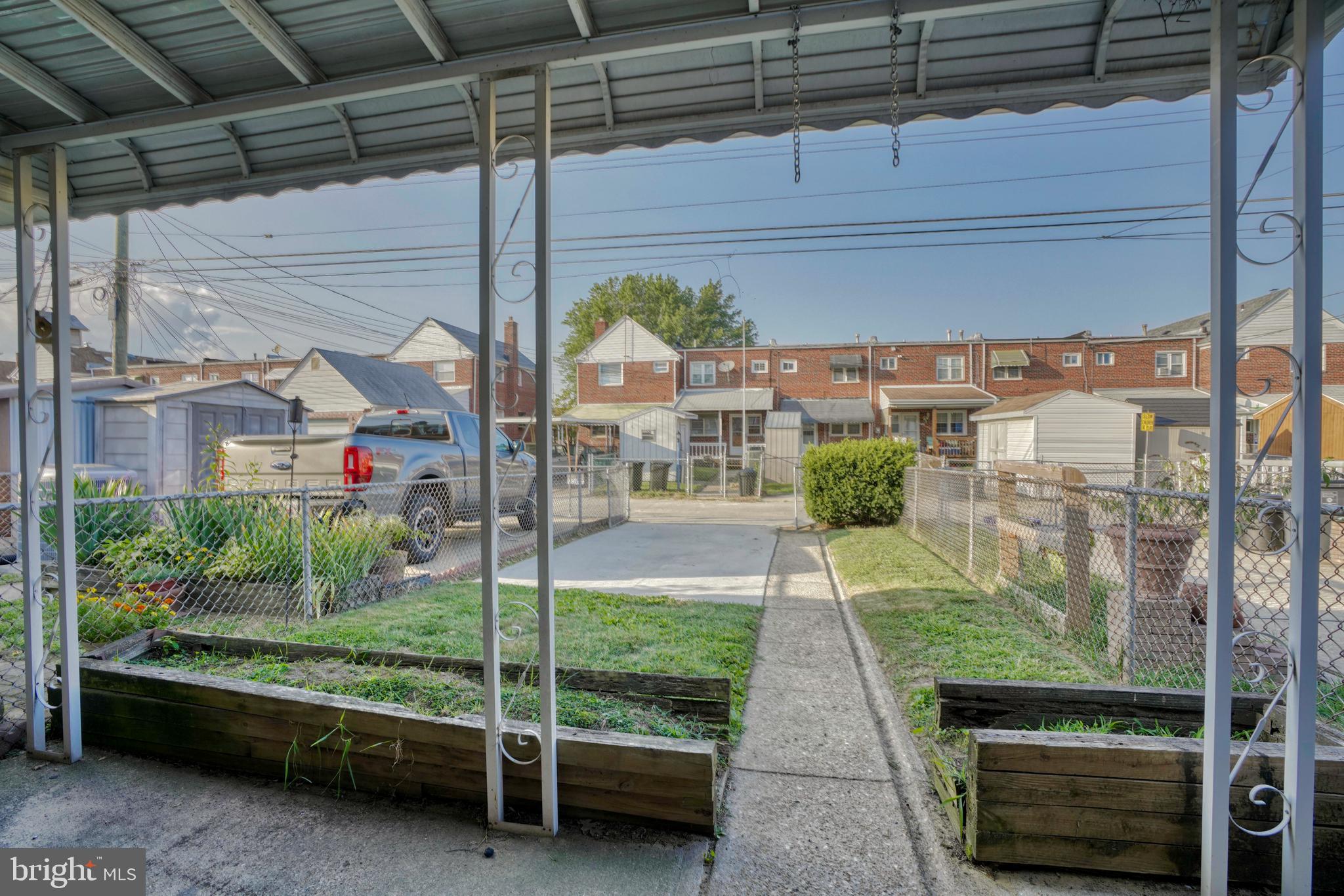 2774 Moorgate Road Baltimore, MD 21222 - Photo 4 of 30