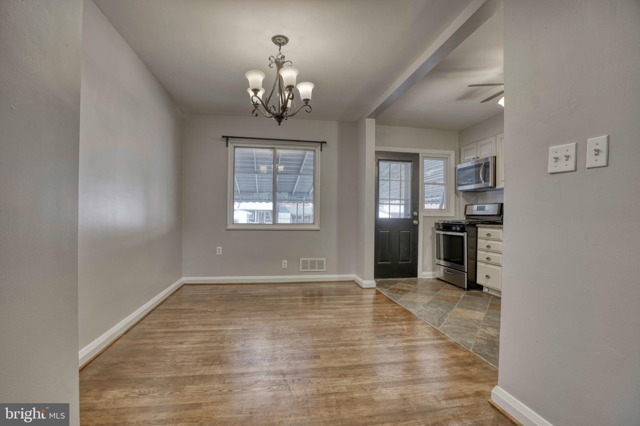 2774 Moorgate Road Baltimore, MD 21222 - Photo 8 of 30