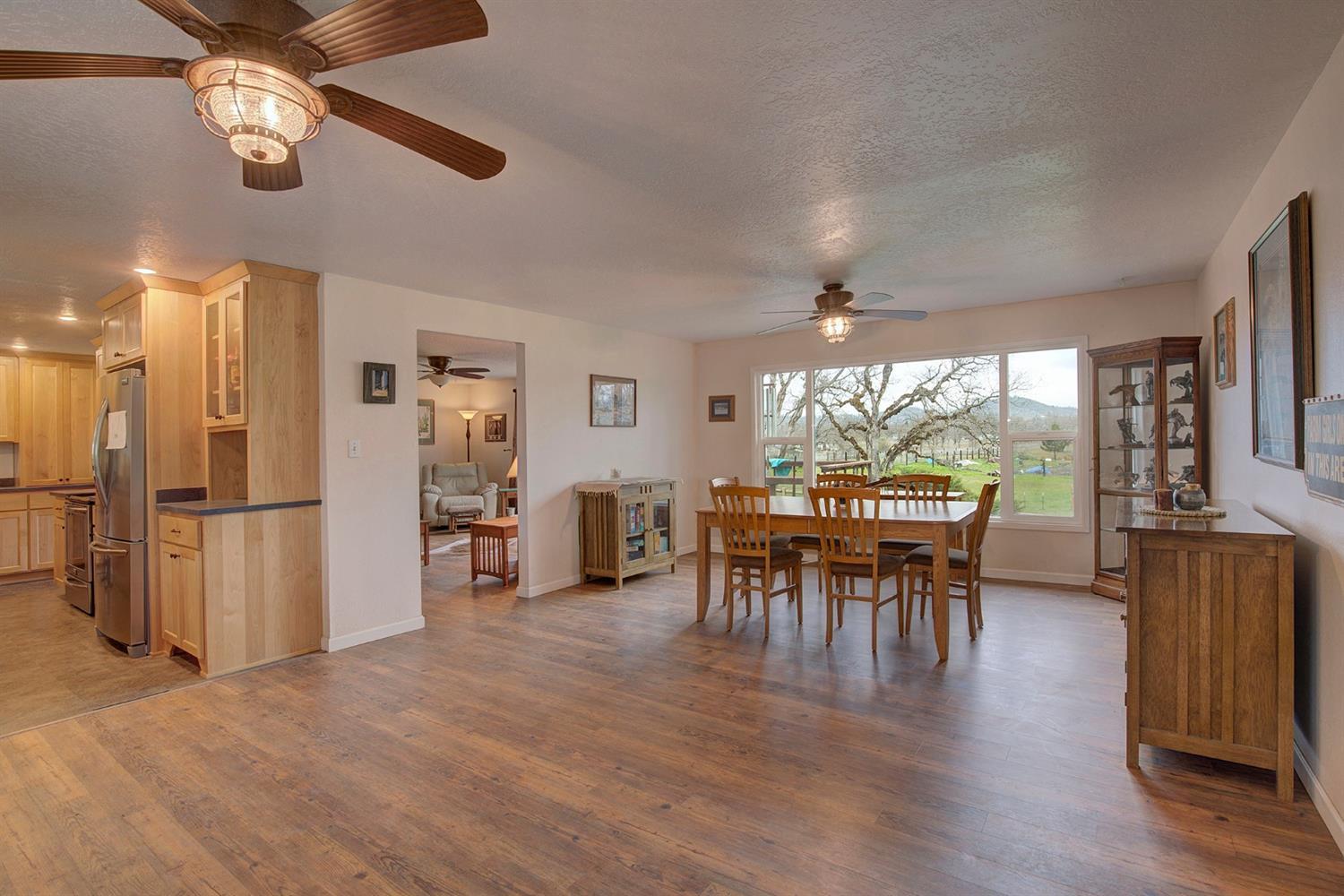 4763 Dodge Road White City, OR 97503 - Photo 9 of 11 Additional Photo