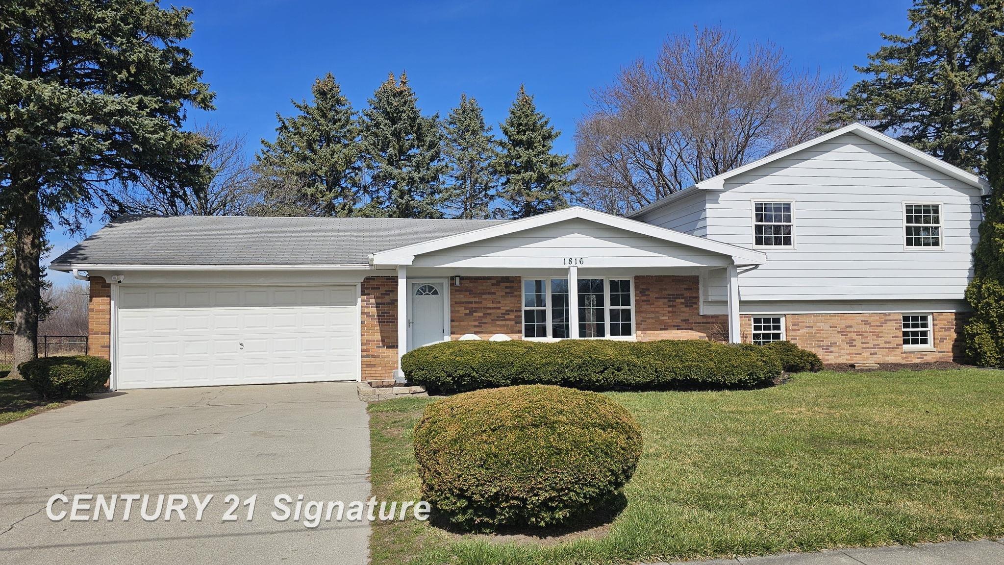 1816 Alcott Road Saginaw, MI 48604 - Photo 2 of 50