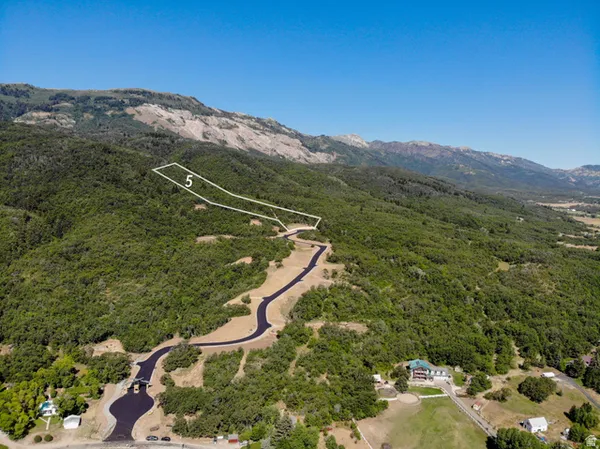$799,000 | 2687 East Arrowleaf Lane, Unit 5, Eden, UT 84310
