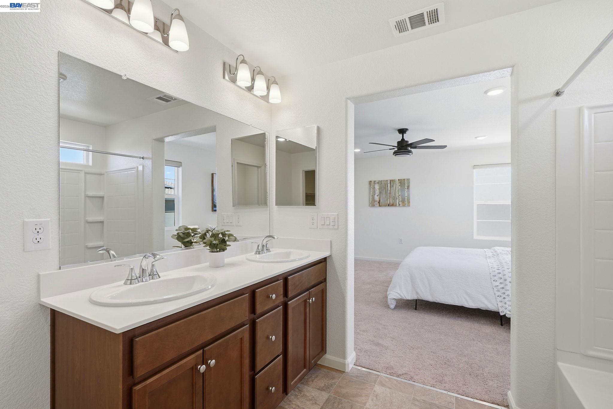 639 Rosedale Way Lathrop, CA 95330 - Photo 32 of 42 Gallery Image 32