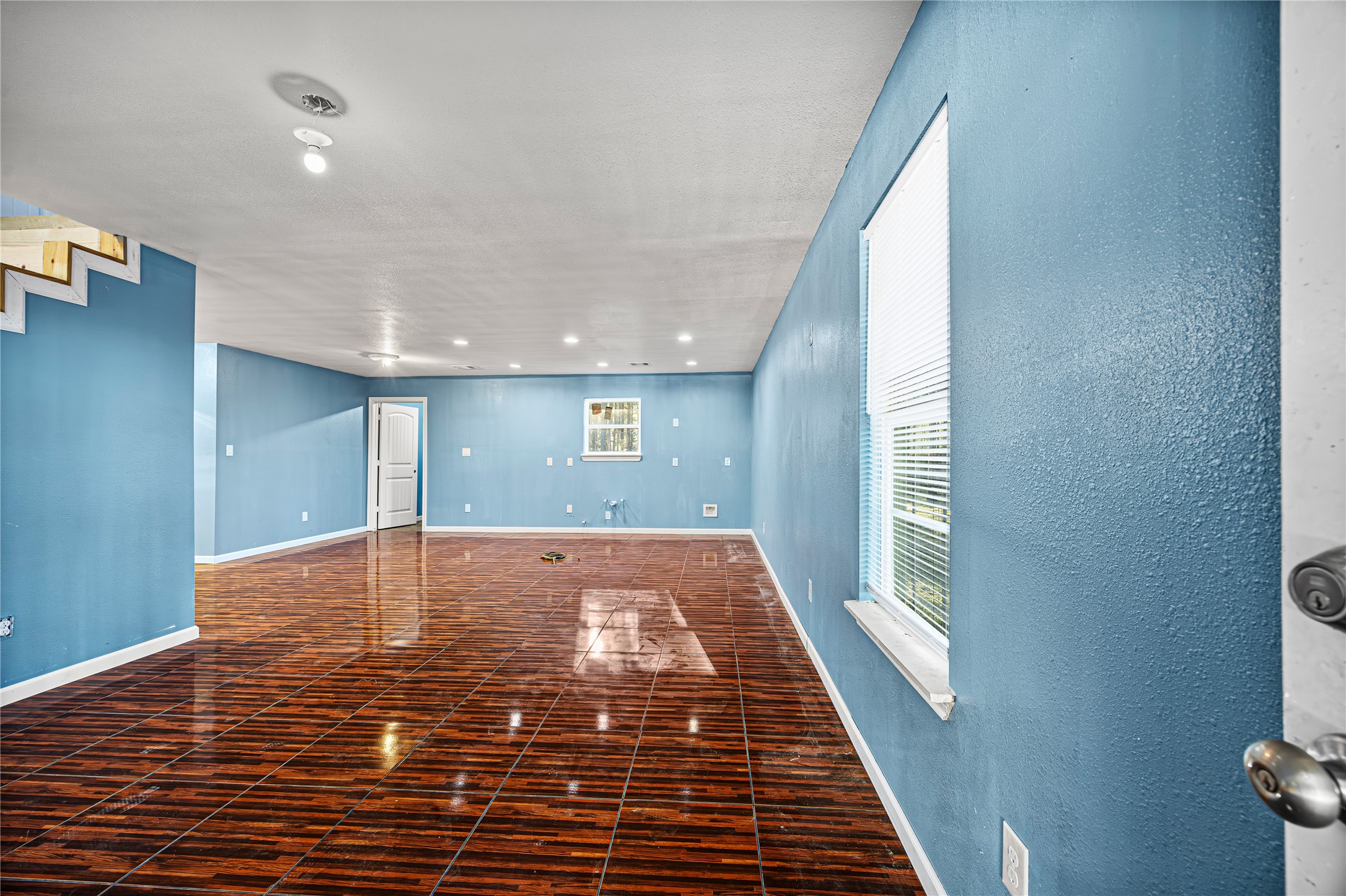 235 Bracewell Cemetery Road Livingston, TX 77351 - Photo 11 of 37 a view of an empty room and window