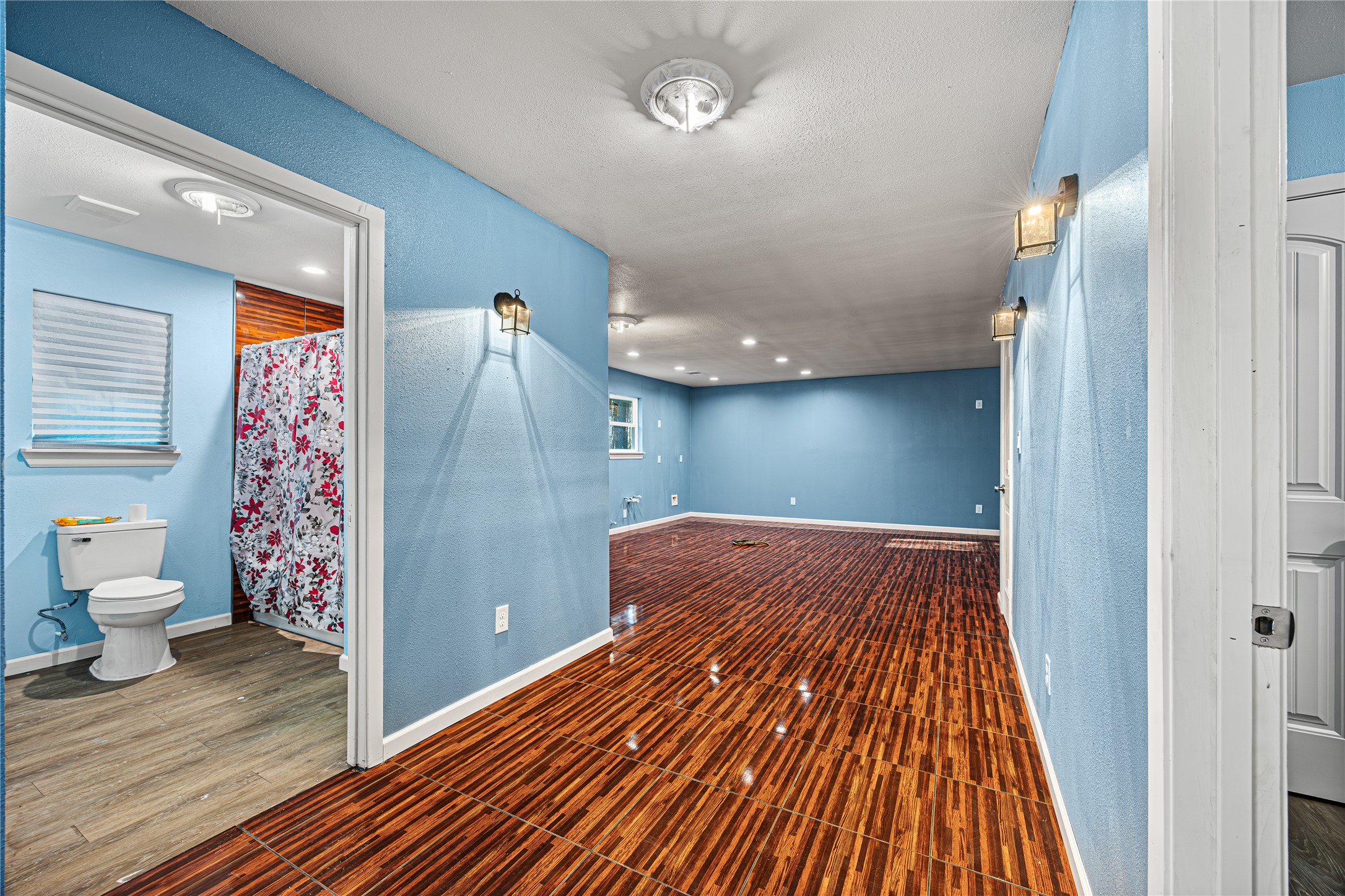 235 Bracewell Cemetery Road Livingston, TX 77351 - Photo 15 of 37 a view of bathroom with a toilet and a shower