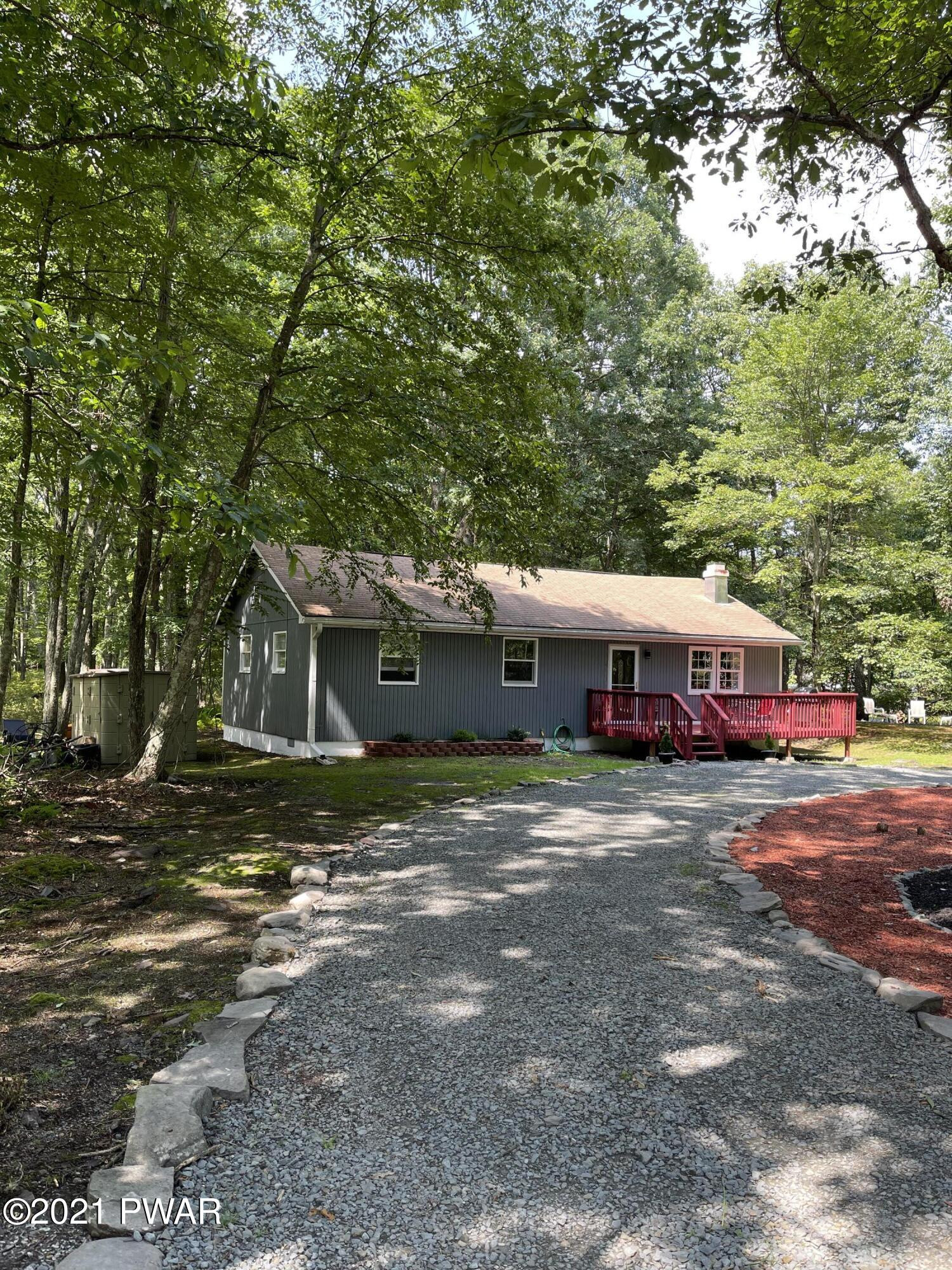 337 Oak Hill Road Hawley, PA 18428 - Photo 7 of 28 CF8EB875-5CAA-4E5F-817C-ED543E36E1C2