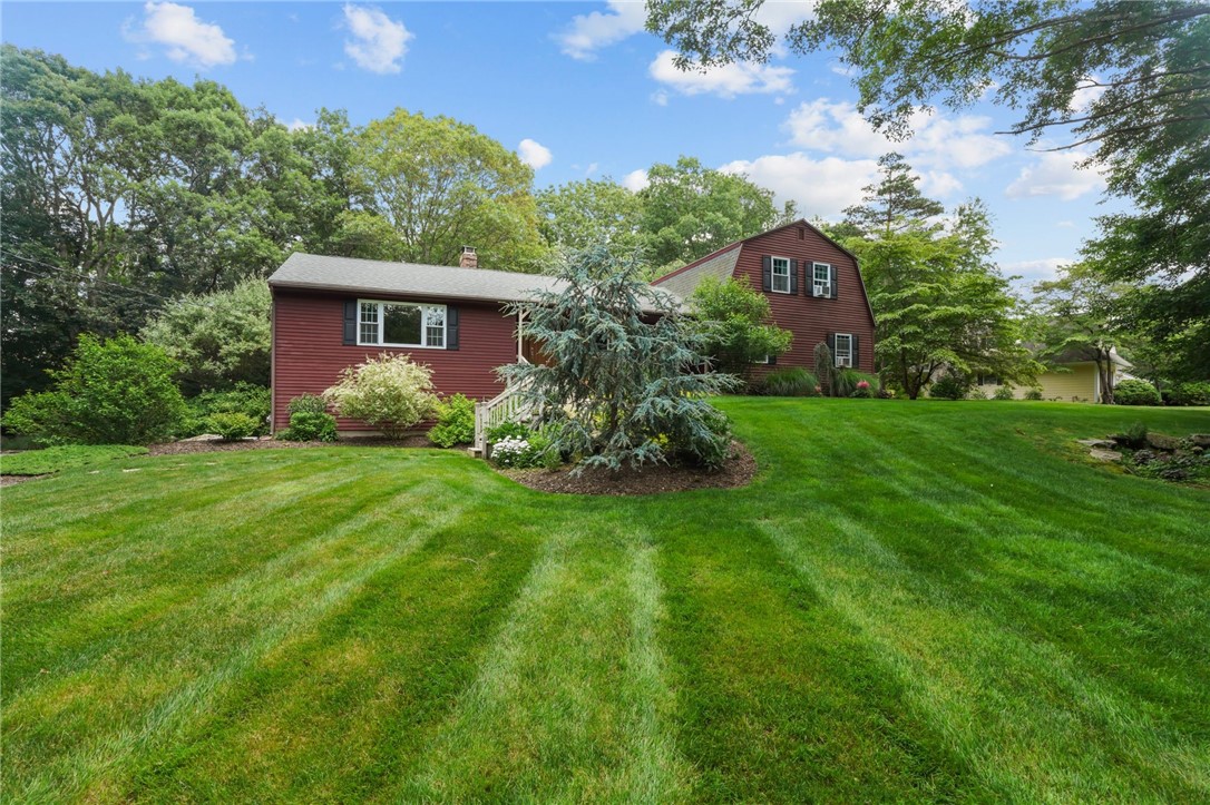 3 Cynthia Road Lincoln, RI 02865 - Photo 2 of 45