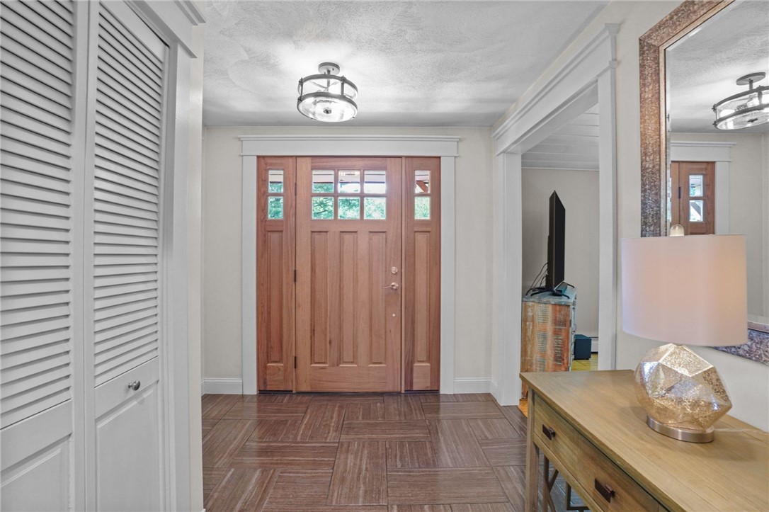 3 Cynthia Road Lincoln, RI 02865 - Photo 4 of 45