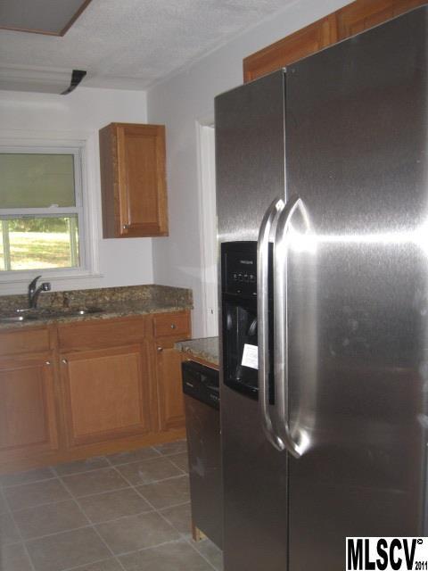 230 Lakeside Loop Hickory, NC 28601 - Photo 21 of 24 Gallery Image 21
