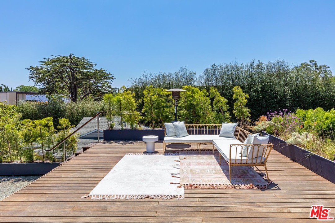 1365 Appleton Way Venice, CA 90291 - Photo 11 of 13