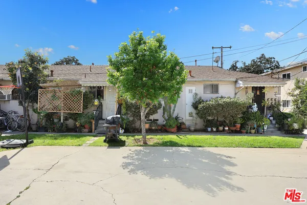 $1,800,000 | 600 West Mines Avenue, Montebello, CA 90640