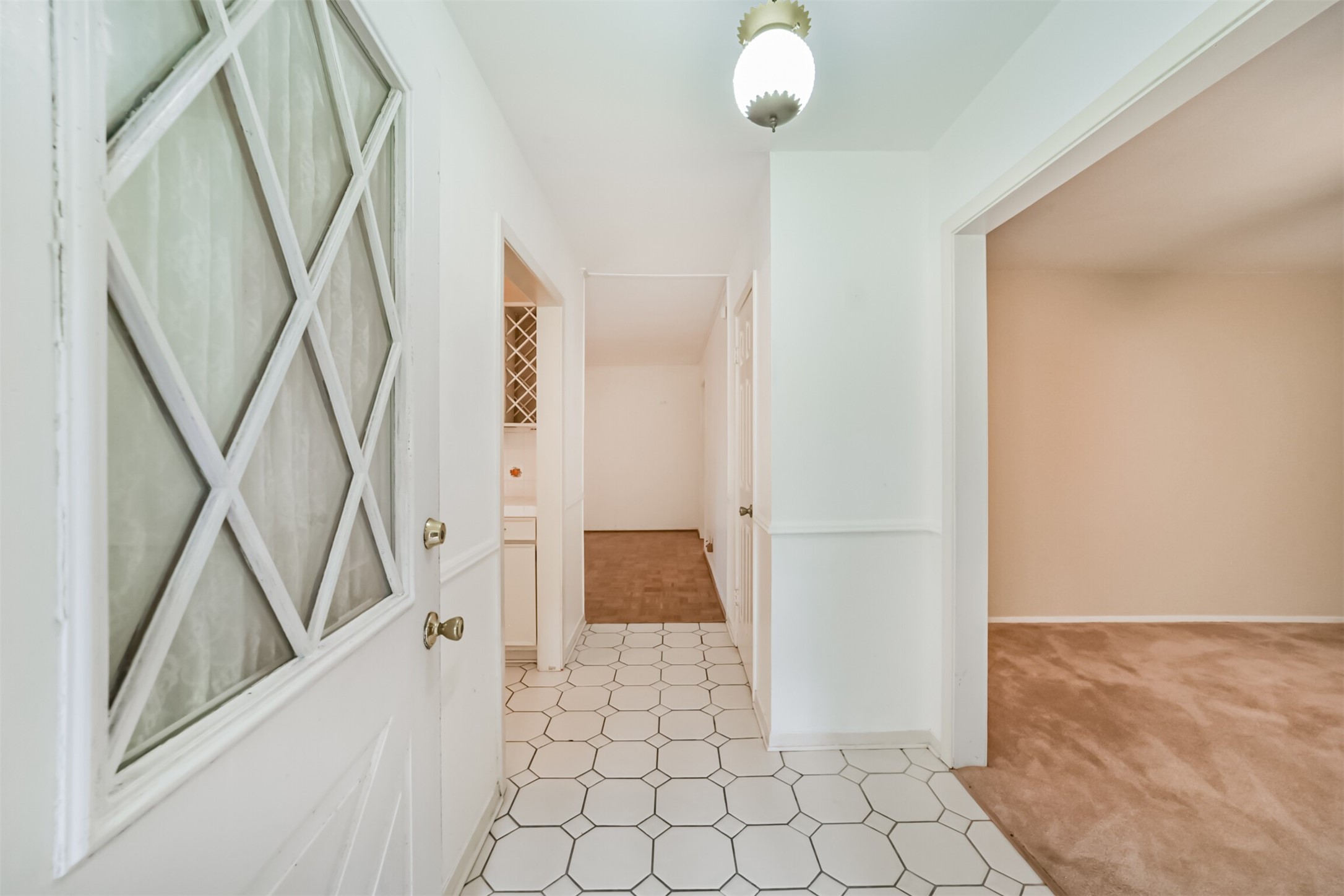 7510 Romney Road Houston, TX 77036 - Photo 32 of 32 Welcome Home! Come on in and take a look at this spacious floor plan.