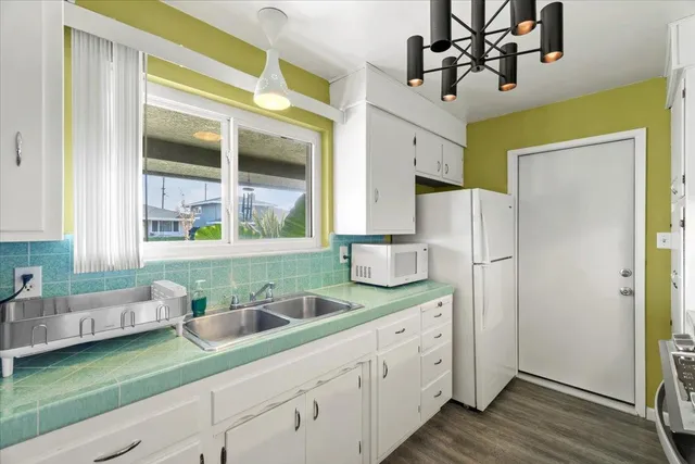 $485,000 | 4024 Fotos Court, Sacramento, CA 95820