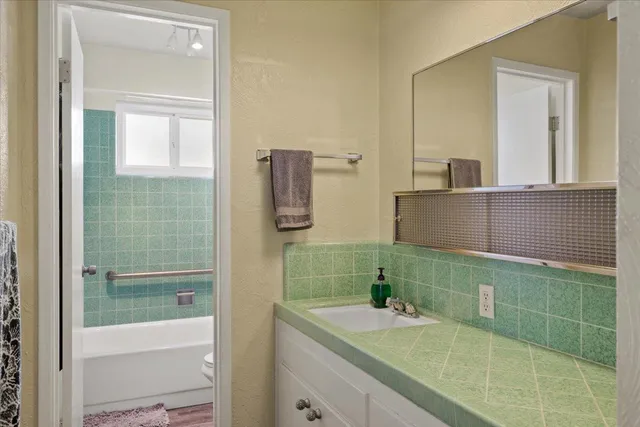 $485,000 | 4024 Fotos Court, Sacramento, CA 95820