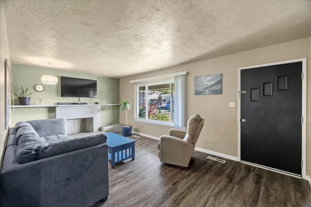 $485,000 | 4024 Fotos Court, Sacramento, CA 95820