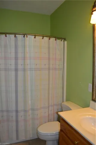 $599,900 | 198 Savannah Lane, Mount Airy, NC 27030