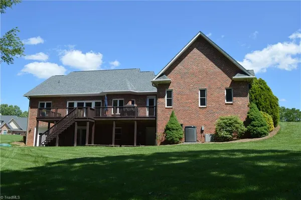 $599,900 | 198 Savannah Lane, Mount Airy, NC 27030