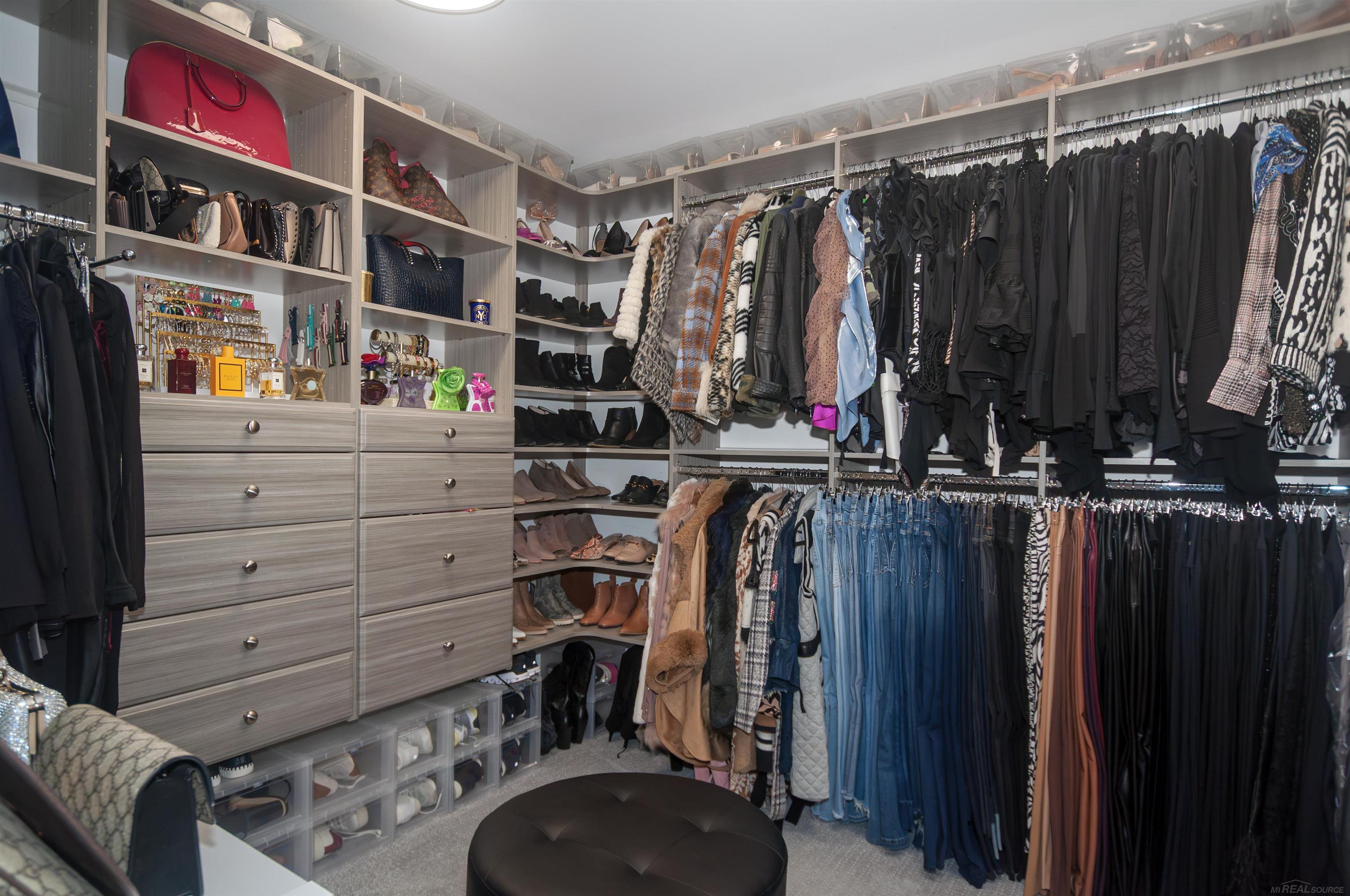 314 McMillan Road Grosse Pointe, MI 48236 - Photo 29 of 46 50134701-d348b336-21c1-4f48-9c84-4e12a1446495.JPG