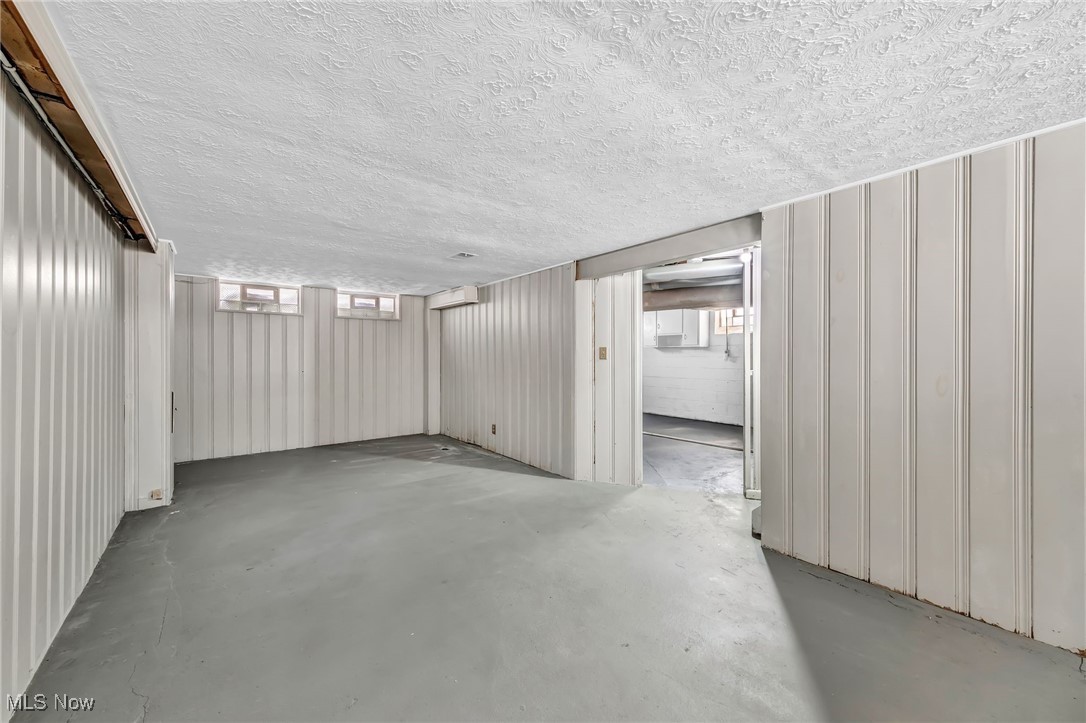 14801 Triskett Road Cleveland, OH 44111 - Photo 27 of 35 Gallery Image 27